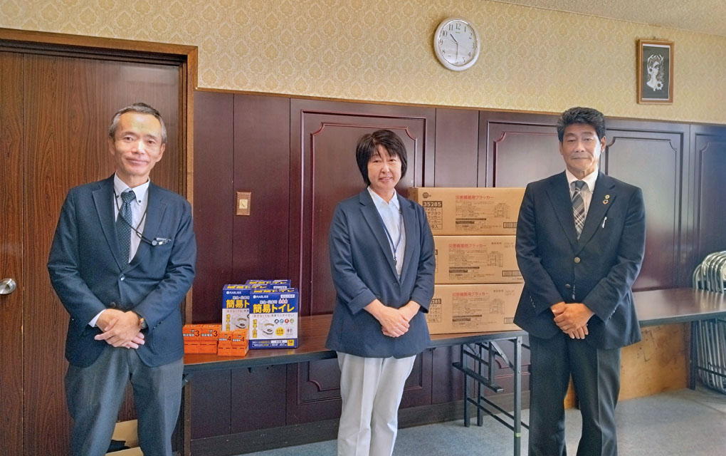 赤石公民館様での記念写真